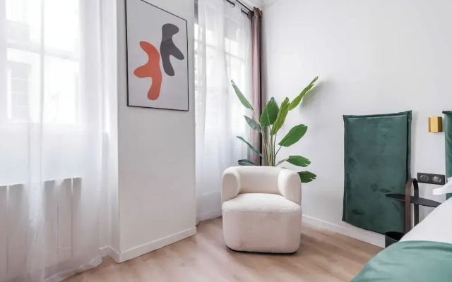 Charming Duplex - 2br/6p - In the Heart of Odeon