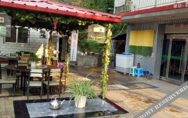 Xingtai Tianhe Hotel