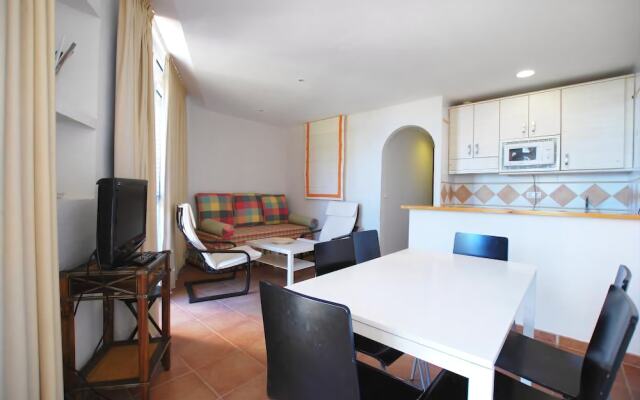 Edificio Zona Media Sierra Nevada