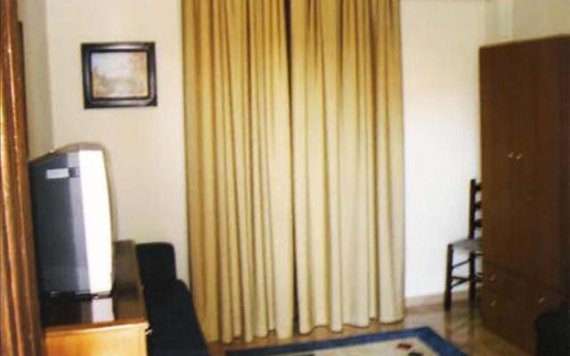 Izela Hotel