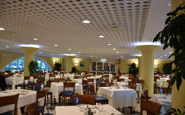 Aparthotel Holiday