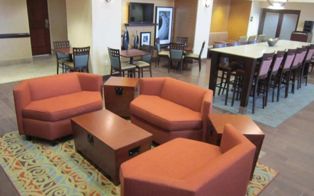 Hampton Inn Suites Altus