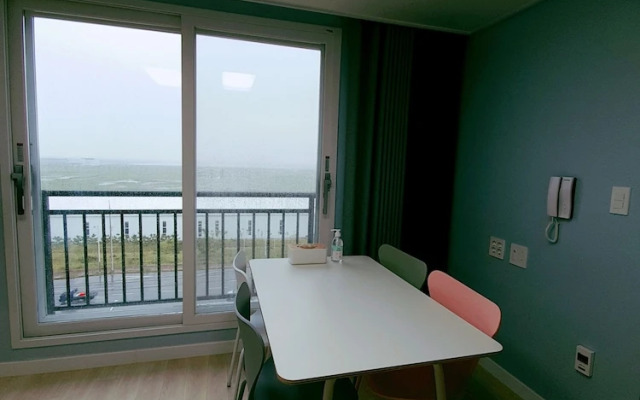 Gunsan Little Prince Condo