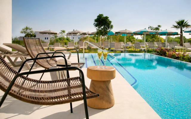 Atlantica Aqua Blue Hotel