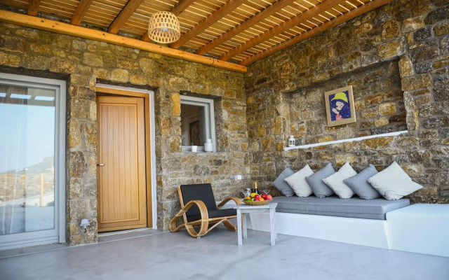 Myconian Crown Suites