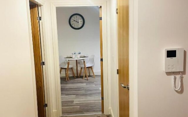 #0509 Two Bedroom Serviced Apartment- Free Parking
