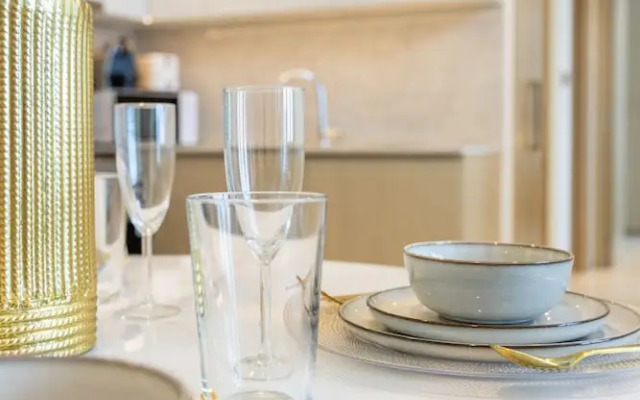 DXB - Burj Royale- 4401 - DT