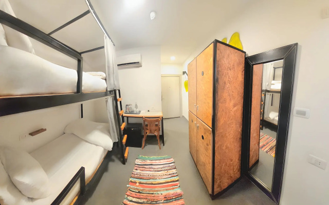 Nomads Hotel - Hostel