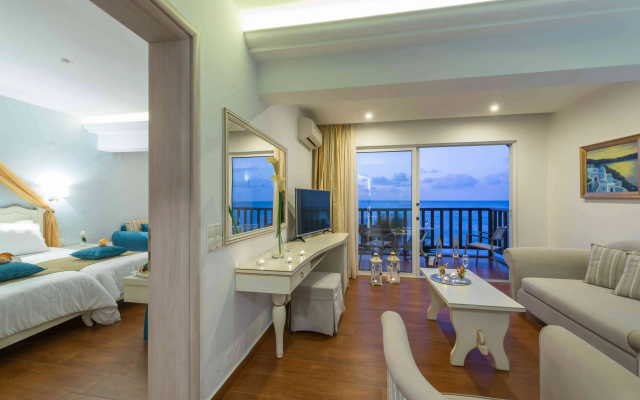 Отель Alexander Beach Hotel & Village Resort