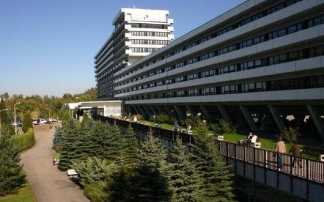 Przedsiębiorstwo Uzdrowiskowe Ustroń Sanatorium i Szpital Uzdrowiskowy Równica