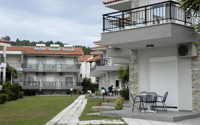Litsa Apartments