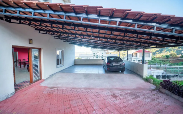 Queen's Hotel Mount Garden Kodaikanal