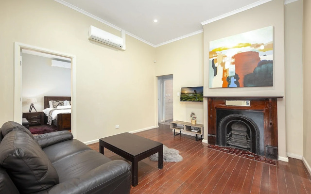 Villa Carlingford