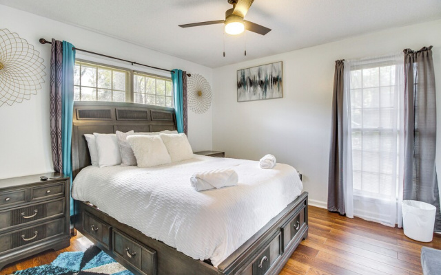 Pool + Gameroom: Family Fun Retreat in Hinesville!