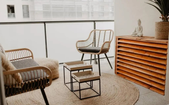 Bel appartement climatisé avec place de parking
