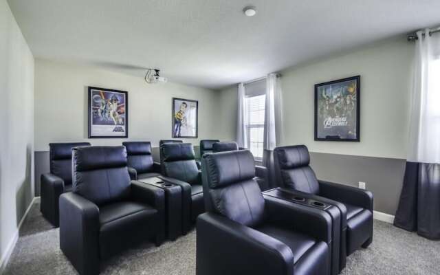 8-Bedroom Villa in Davenport 1567OL