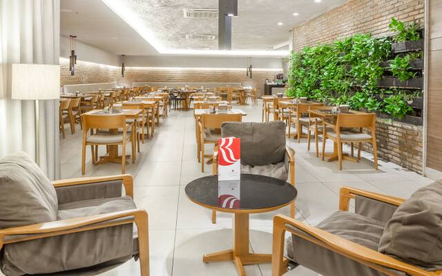 Microtel Inn and Suites by Wyndham Monahans