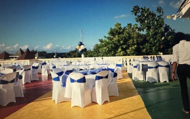 Dela de-Rose Guest House negril Jamaica