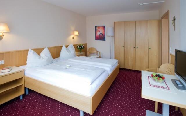 1. Zentrum für Traditionelle Europäische Medizin