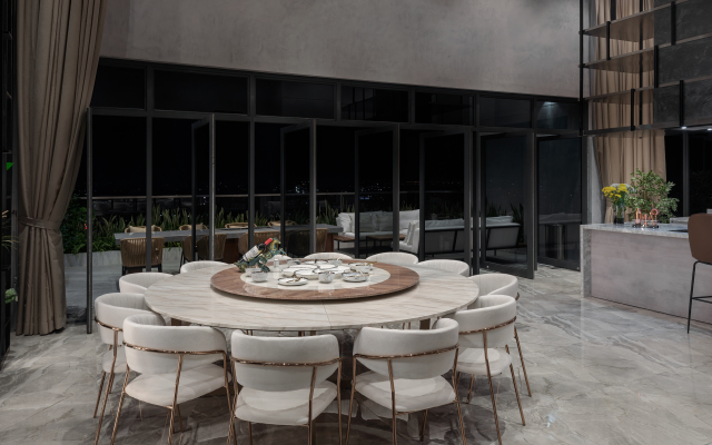 The Peninsula Phnom Penh