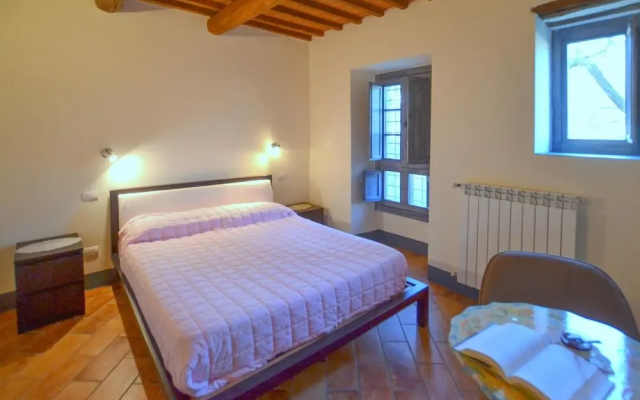 Nice Home in Capolona With 8 Bedrooms, Wifi and Private Swimming Pool - Cottages_and_Houses in Capolona - Photo 2