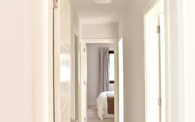 Sunny Bungalow in front of sea