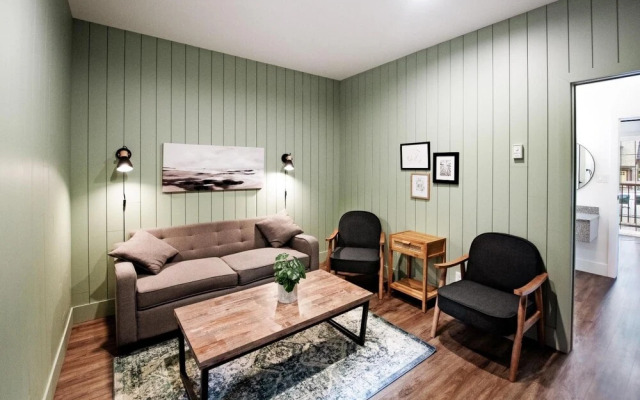 Waterton Glacier Suites