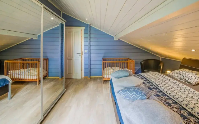 Chalet With Sauna Near Durbuy
