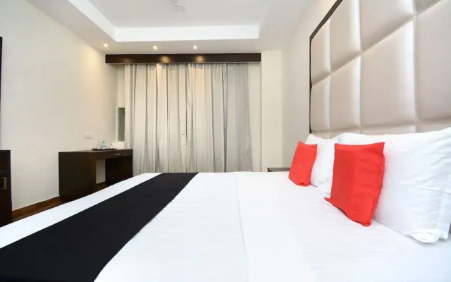 Capital O 37234 Reejas Inns N Suites