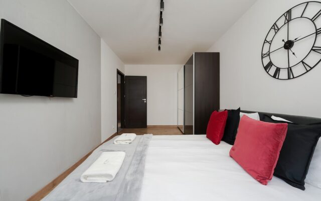 Apartment Dmowskiego by Renters Prestige