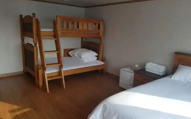 The View Hostel