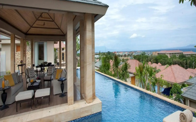 Mulia Villas