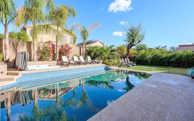 Casa Solara 4 Bedroom Home by RedAwning