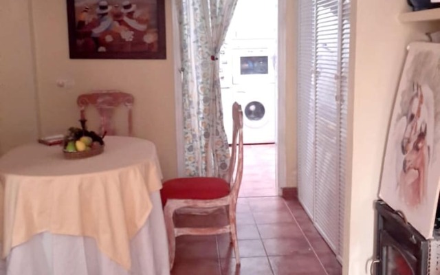 House With 2 Bedrooms in Jerez de la Frontera, With Terrace and Wifi