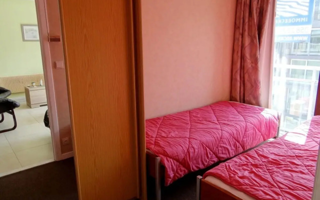 Apartment in Nieuwpoort With sea Views