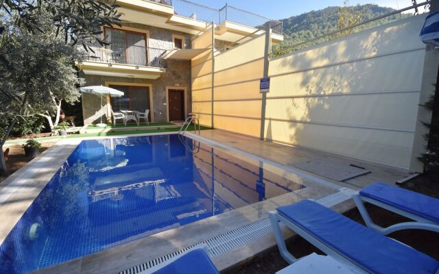 Villa Hakan by Helaltatilvillari