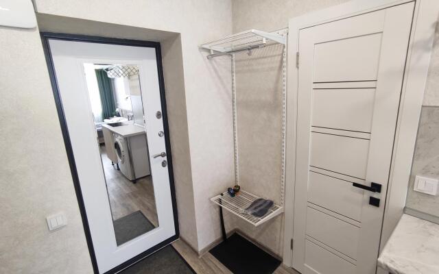 Kazanhost (КазаньХост) Зелёный на улице Нурсултана Назарбаева