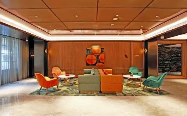 Orange Hotel (Shanghai Dushi Road)