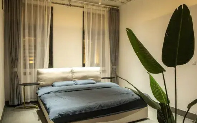 Door Woodworks Homestay