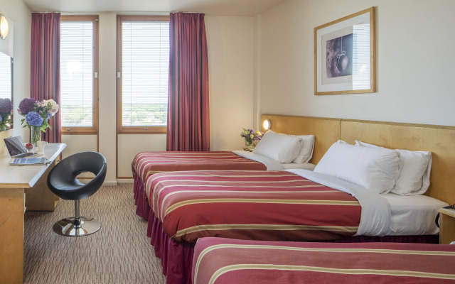 St Giles Heathrow Hotel