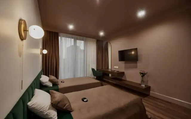 Kostjukowski Apartments Авалон