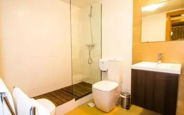 Apartamentos 16:9 Suites Almería