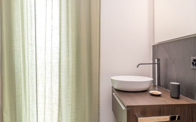 Icon H 205 Suite Micro-living