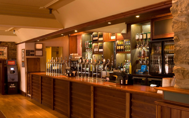 Premier Inn Dundee West