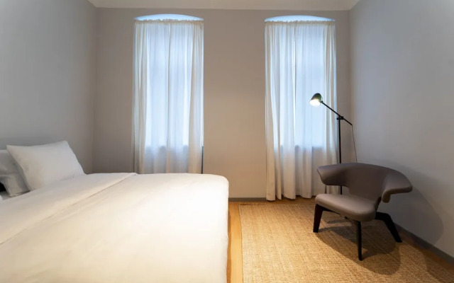 Modern and Bright Apartment - Close TO City Centre