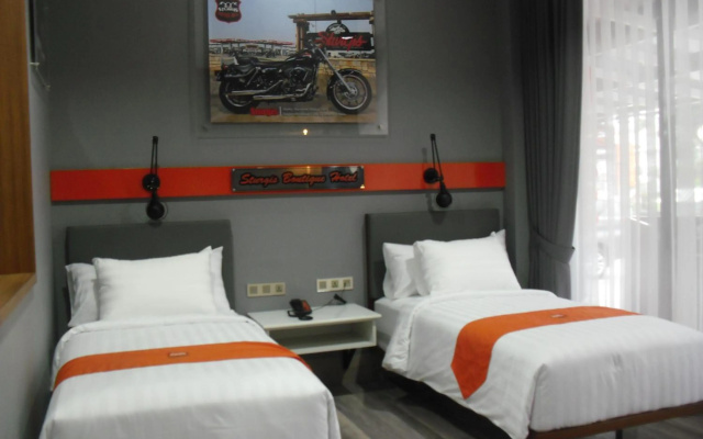 Sturgis Boutique Hotel Cipanas – Guest Rooms – Cipanas