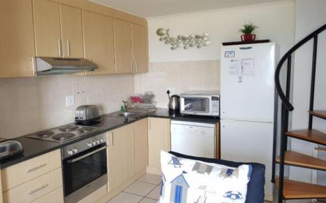 Point Village Accommodation - Santos 7