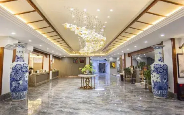 Great Wall Holiday Hotel