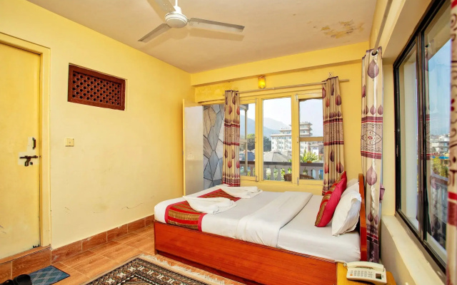 Hotel Grand Holiday