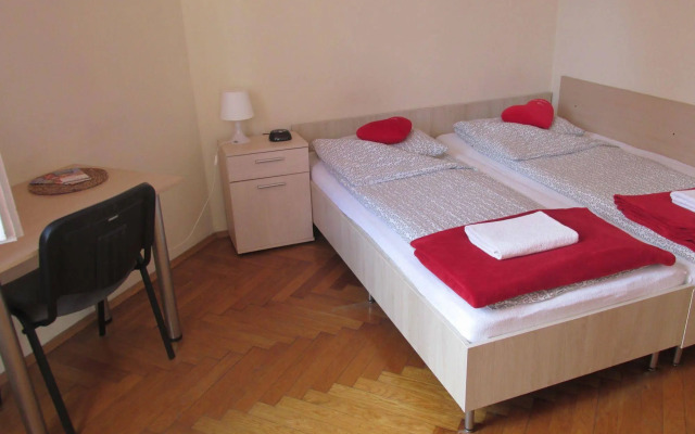 Hostel Euro-Room